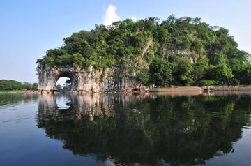 桂林旅游攻略，必去景点全收录，山水画卷尽收眼底